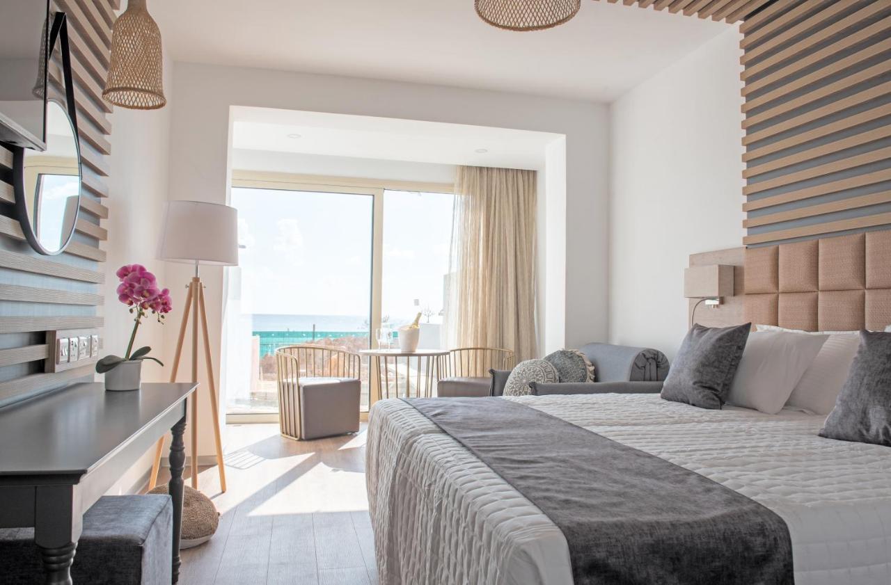 Piere Anne Beach Hotel Ayia Napa Exterior photo